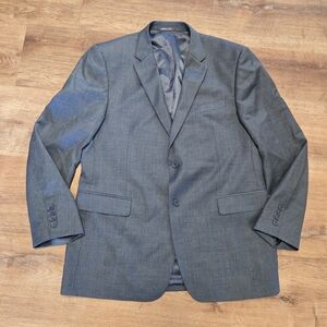 Men's Tailored Gray Two-Button Suit Jacket